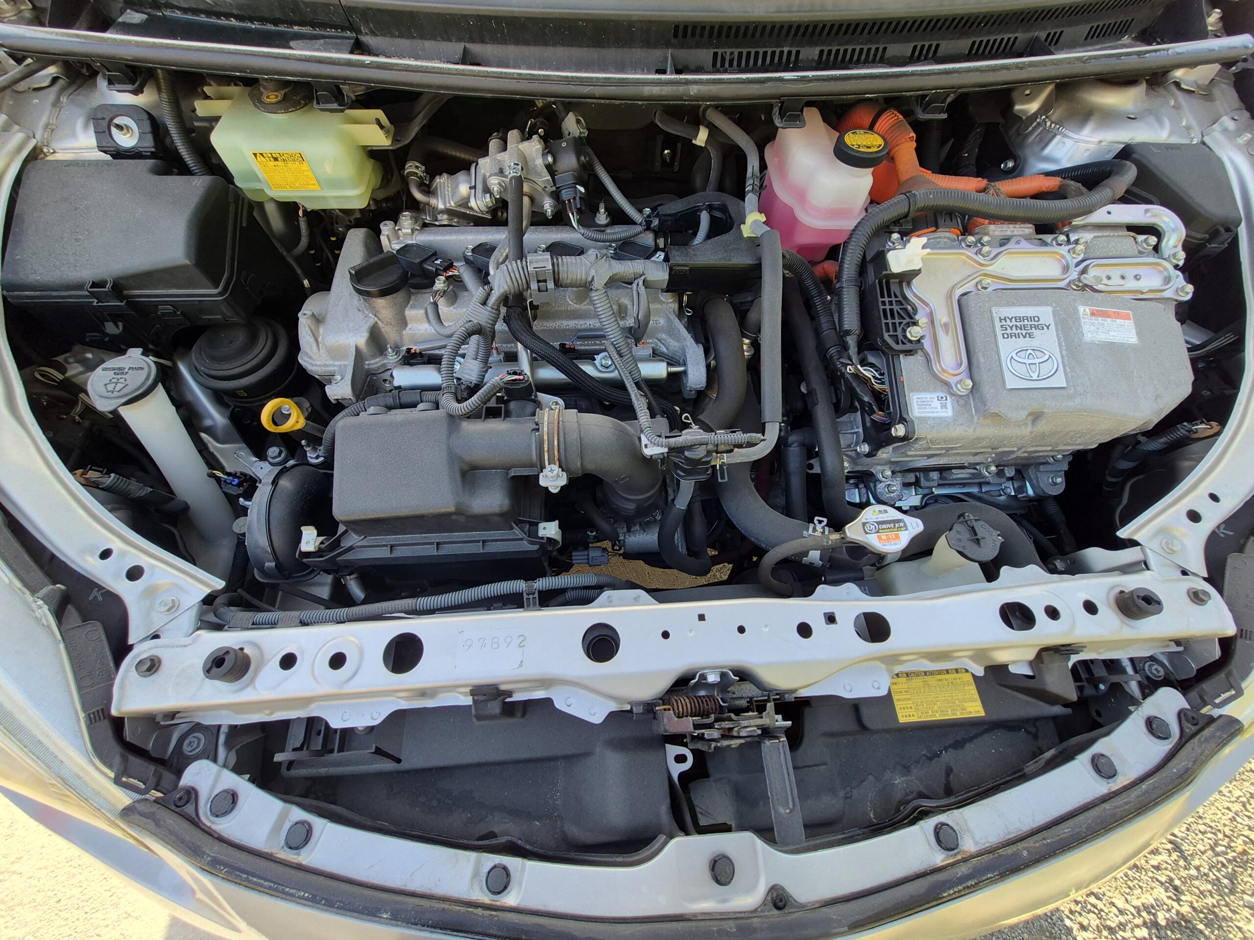 
								2014 Toyota Aqua Hybrid/ Fresh Import/ Low mileage/ Mag Wheels/ Price: $9499 + ORC full									