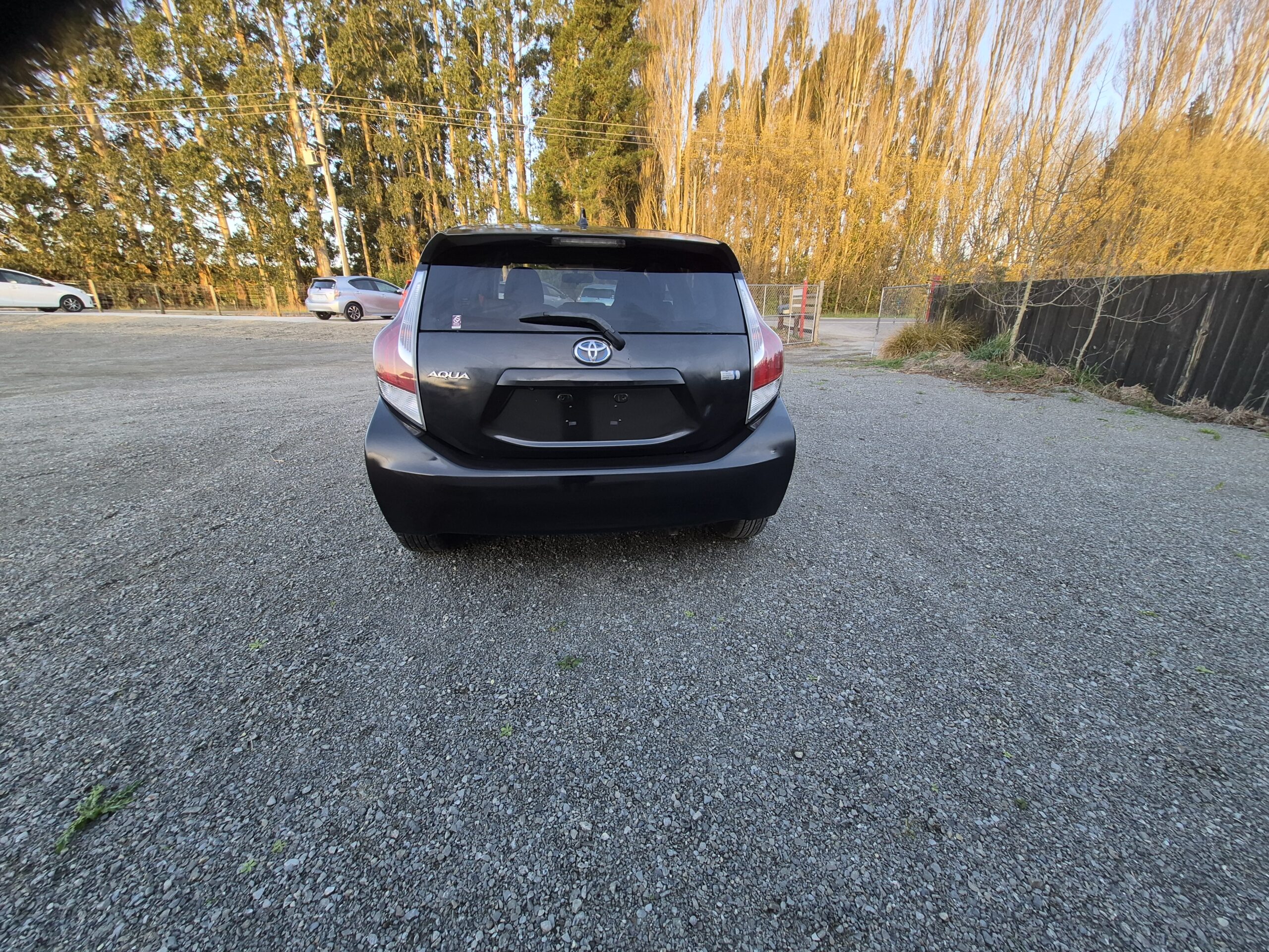 
								2015 Toyota Aqua/Fresh import/ G sport Model/ Push start/Low mileage/Reverse camera/Price:$ 11499 plus on road cost full									
