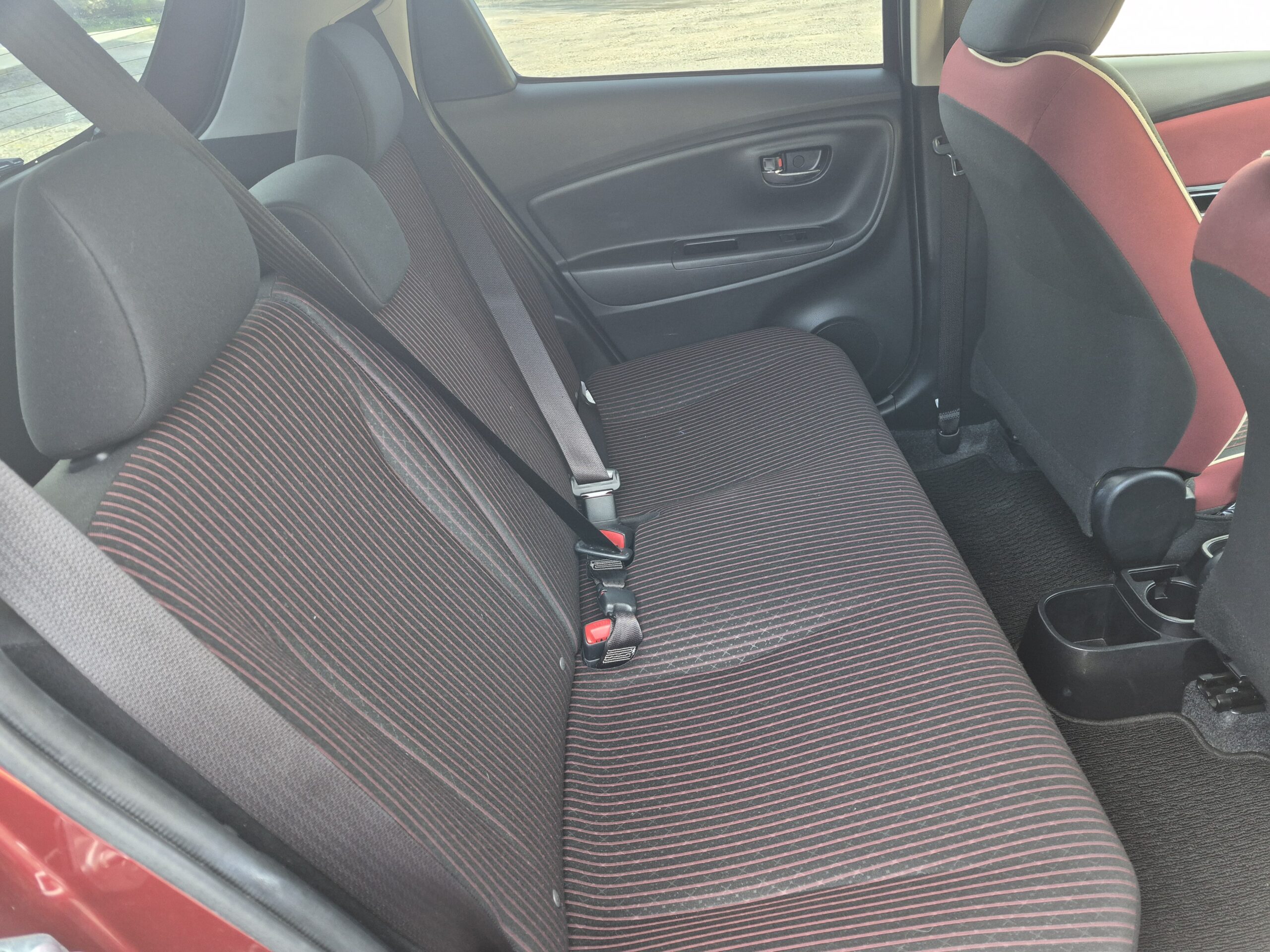 
								2017 Toyota Vitz Jewela Edition/ Fresh Import/ Push Start/ Reverse Camera/ Smart key-less system/ Heater seat/ Price: $12499 +ORC full									