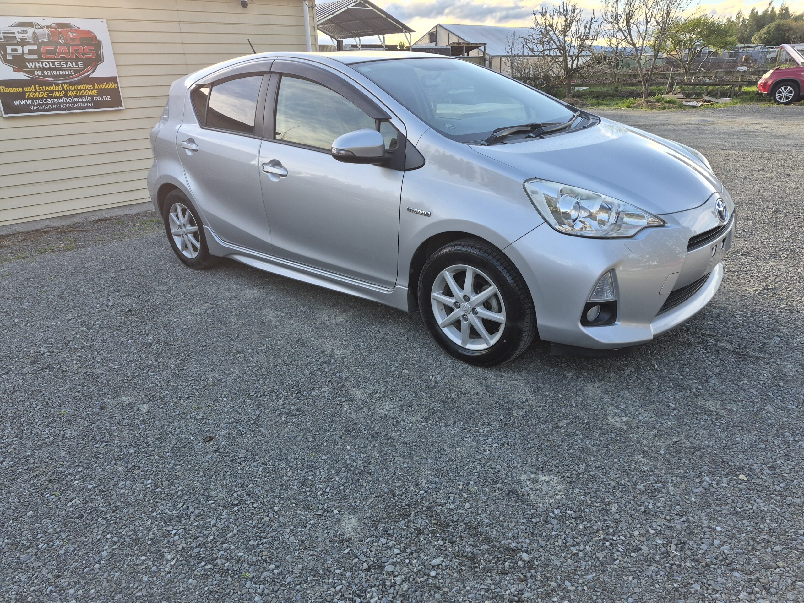 
								2014 Toyota Aqua Hybrid/ Fresh import/Low mileage/ Mag Wheels/ Price:$9499 + ORC full									