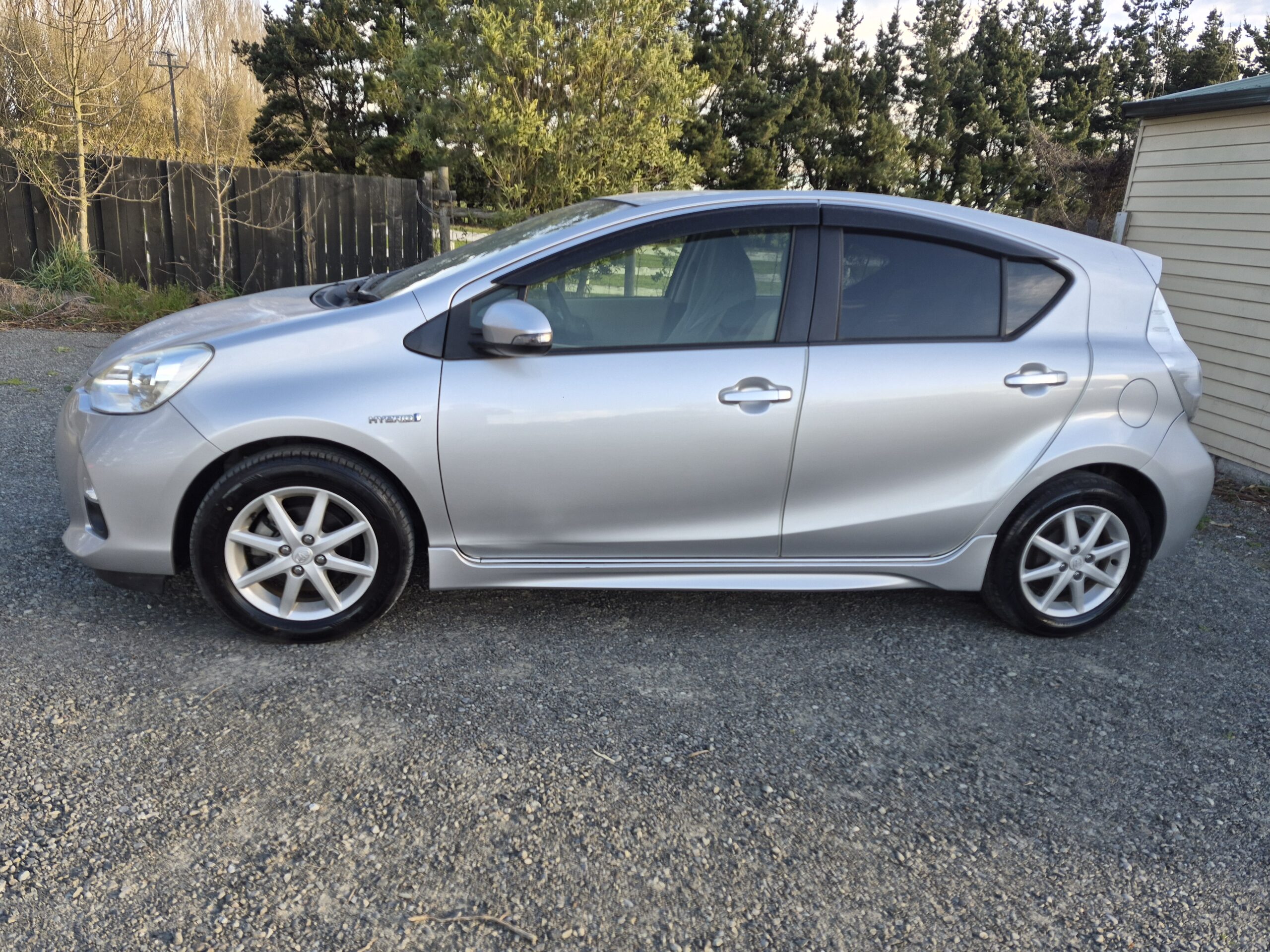 
								2014 Toyota Aqua Hybrid/ Fresh import/Low mileage/ Mag Wheels/ Price:$9499 + ORC full									