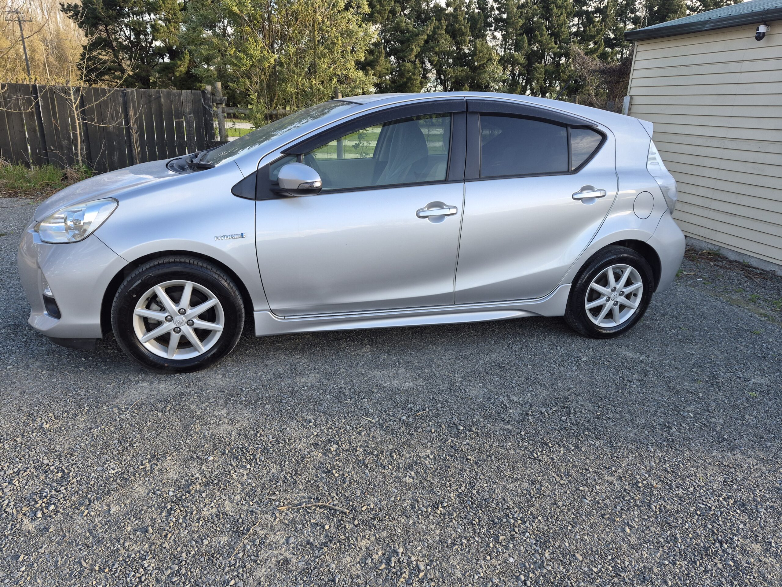 
								2014 Toyota Aqua Hybrid/ Fresh import/Low mileage/ Mag Wheels/ Price:$9499 + ORC full									