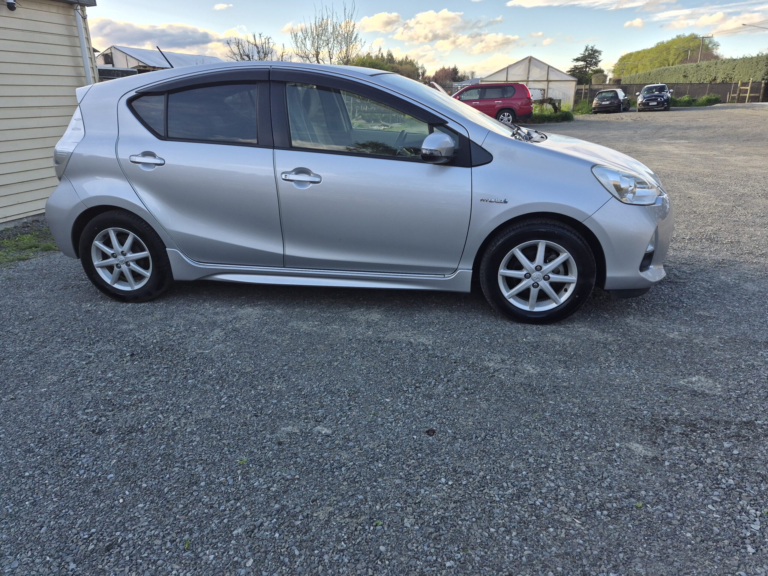 
								2014 Toyota Aqua Hybrid/ Fresh import/Low mileage/ Mag Wheels/ Price:$9499 + ORC full									