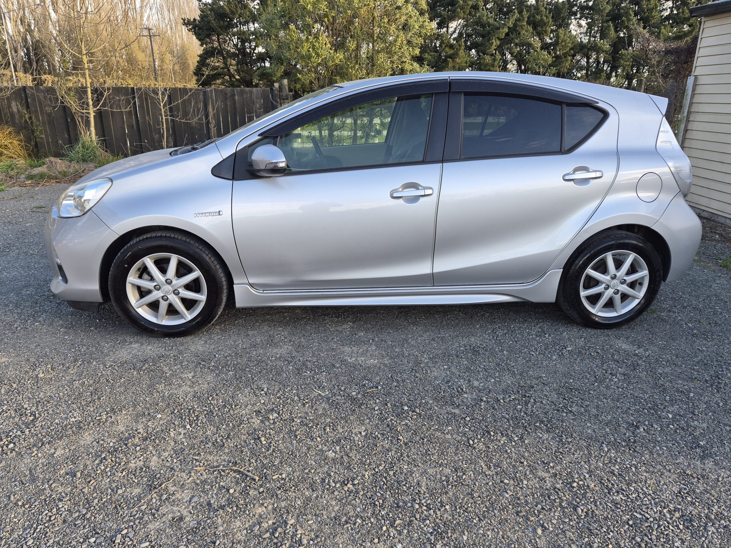 
								2014 Toyota Aqua Hybrid/ Fresh import/Low mileage/ Mag Wheels/ Price:$9499 + ORC full									